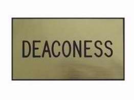 Badge-Deaconess-Magnetic-Gold/Black