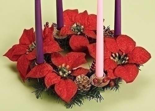 Advent Wreath Red Pointsettia w/Gold Taper Holders (14")
