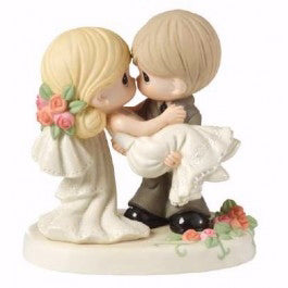 Figurine-Wedding-Bride & Groom-On The Threshold Of A Lifetime Of Happiness