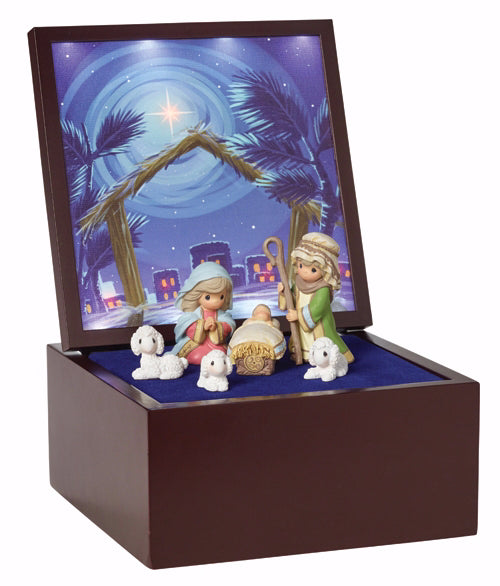 Nativity-Deluxe Musical Heirloom Nativity Set